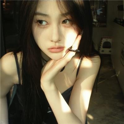 美人无泪
